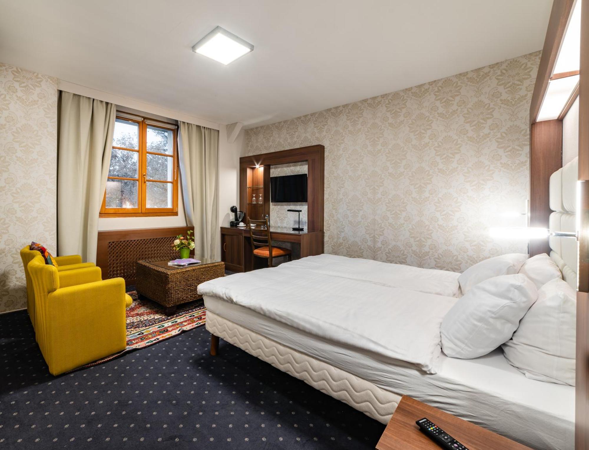 Hotel Restaurant Kutchi Bellevue Экстерьер фото